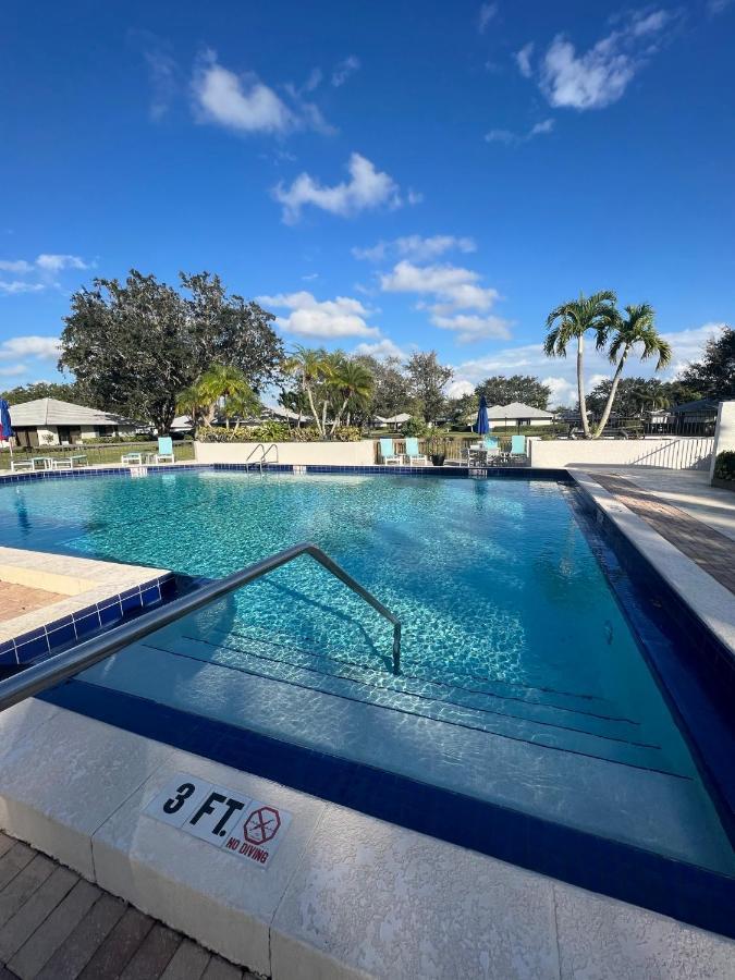Dreamy Pga National Club Cottage Palm Beach Gardens Exteriör bild